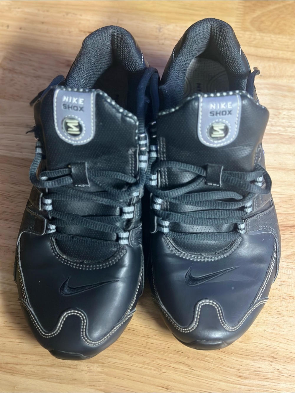 Nike Shox - Womens Size: 6.5 Black Silver Running Shoes Sneakers 314561-004